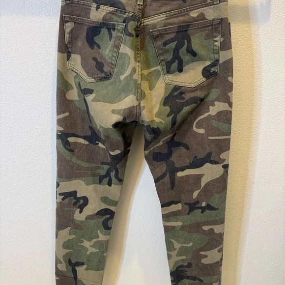 Re/Done Camo Jeans - Picture 4 of 7
